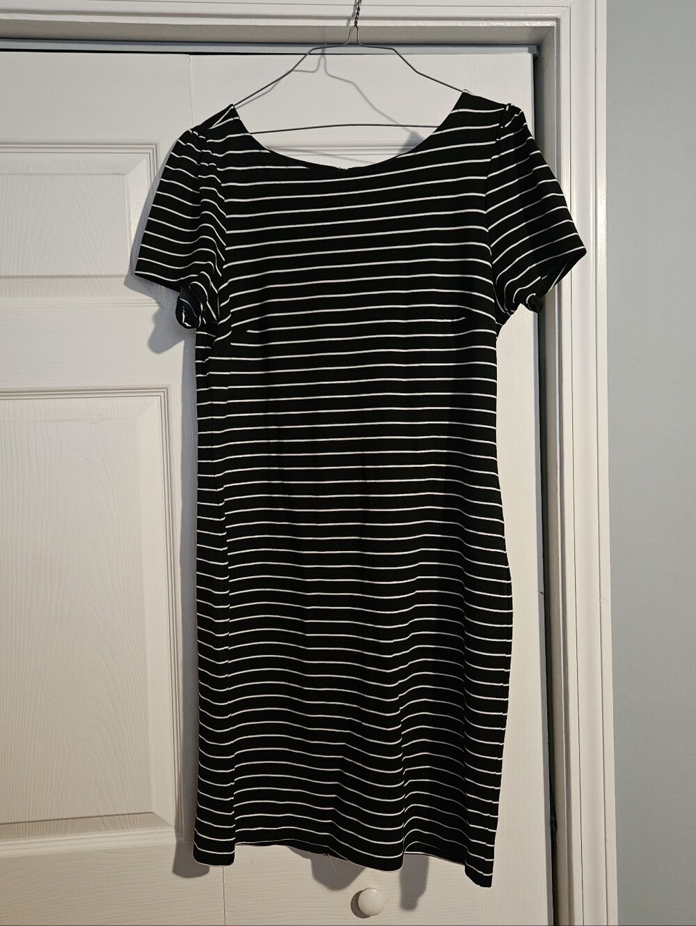 Ann Taylor Dress Womens 12 Petite Black White Striped Sheath Short Sleeve Dress
